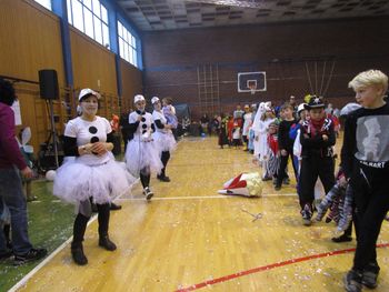 Pustni živ žav v Biljah Pustni živ žav v Biljah