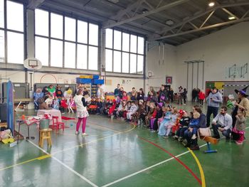 PUSTOVANJE V MIRNU 