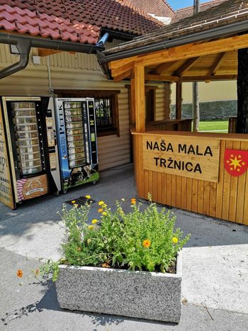 GORNJEGRAJSKA TRŽNICA BREZPLAČNO NA RAZPOLAGO PRODAJALCEM ŽIVIL