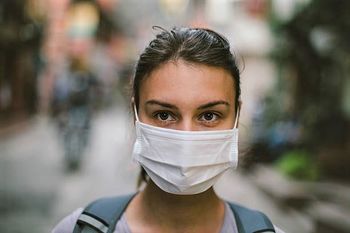 Koronavirus: Sešijmo si zaščitno masko za obraz