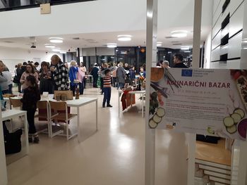 Izobraževalni center Geoss in Osnovna šola Litija pripravila prvi kulinarični bazar 