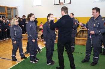 Nekaj foto utrinkov z zaključka kviza- podelitev medalj
