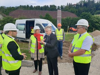 Obisk ministra Jerneja Vrtovca na Igu