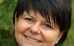V stiku z uporabniki - Oddaljena psihosocialna pomoč Zavoda odprta dlan
