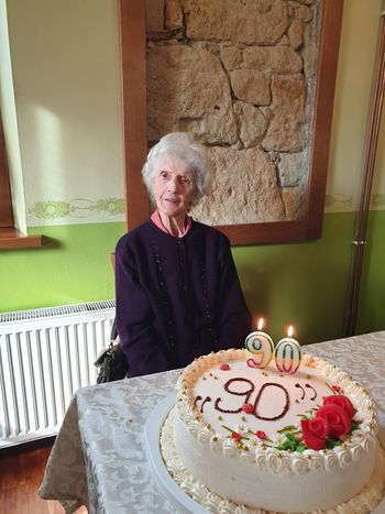 Anica Krajnc praznovala 90 let