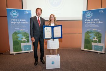 JKP Brezovica prejelo certifikat Voda iz pipe