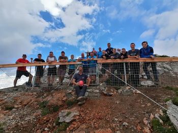 Očistili in ogradili so vrh Storžiča