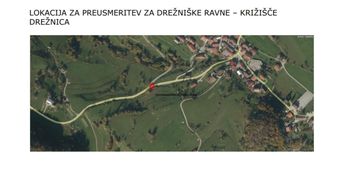 Zapora ceste Drežniške Ravne