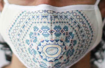 V Čarnici so vam na voljo bombažne pralne maske za otroke in odrasle z odstranljivimi filtri
