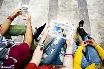 Izobraževalni center Geoss ponovno uspešen z novim Erasmus + projektom – tokrat z vsebino odkrivanja lažnih novic