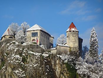 Blejski grad ostaja zaprt do odprtja občinskih meja
