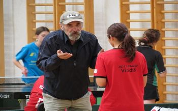 Umrl je Miro Leskovec