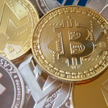 Darilo za naše bralce: kako investirati v tem tisočletju?