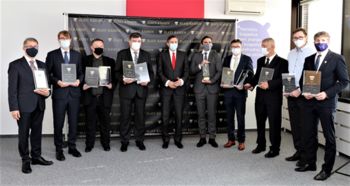 Prejemniki priznanj s predsednikom Republike Slovenije Borutom Pahorjem 