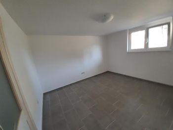 Javni razpis za dodelitev neprofitnih stanovanj v najem