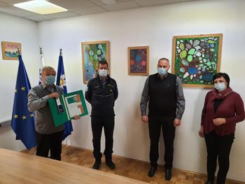 Bronasti znak civilne zaščite v roke Vladimirju Valentinčiču