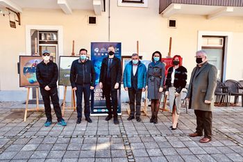 S slikami povezali umetnost in šport