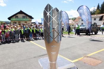 OLIMPIJSKA BAKLA V LOŠKEM POTOKU