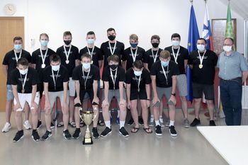 Sprejem državnih prvakov ekipe U17 ŠD Extrem Sprejem državnih prvakov ekipe U17 ŠD Extrem