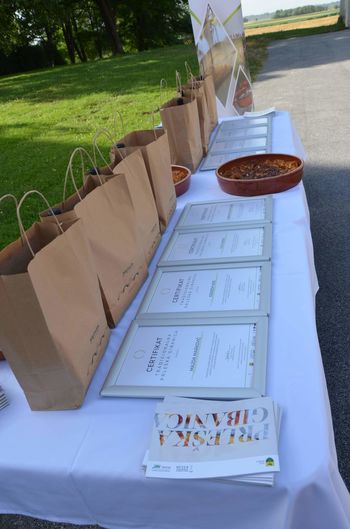 Podeljeni so certifikati Tradicionalna prleška gibanica 