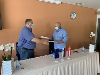 Začetek gradnje novega parkirišča v centru Logatca