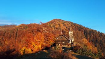 Preddvoru 50 tisoč evrov za energetsko sanacijo koče na Jakobu