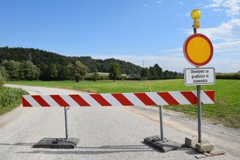 Ne spreglejte aktualnih zapor cest v Občini Dobrova - Polhov Gradec Ne spreglejte aktualnih zapor cest v Občini Dobrova - Polhov Gradec