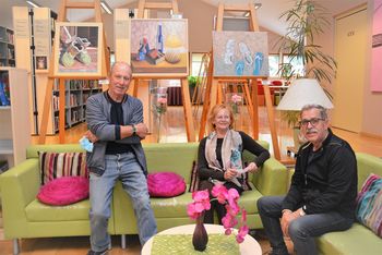 Razstava likovnih del KUD Žalec v preboldski knjižnici Razstava likovnih del KUD Žalec v preboldski knjižnici