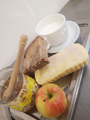 Tradicionalni slovenski zajtrk Tradicionalni slovenski zajtrk