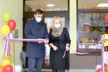 Uradno zaključena več kot milijon evrov vredna energetska sanacija enota Angelce Ocepek Vrtca Jesenice