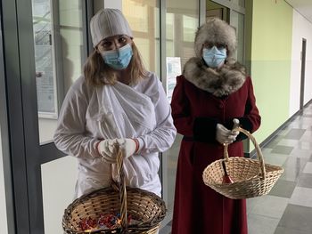 Božično  darilo logaškim vrtcem, šolam in domovom starejših