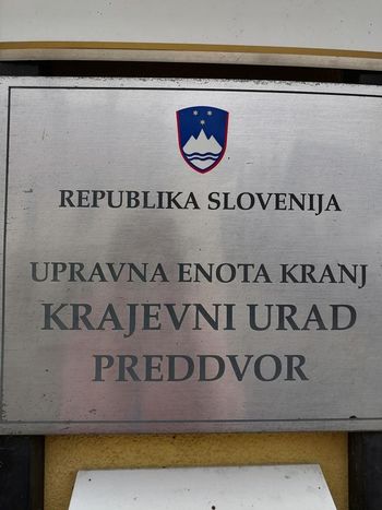 Neposlovanje krajevnih uradov Upravne enote Kranj