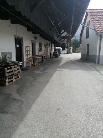 Samooskrba v praksi na Vranskem Samooskrba v praksi na Vranskem