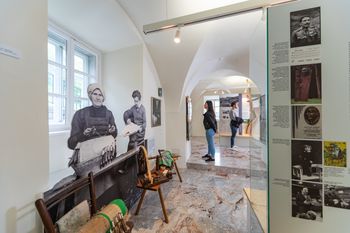 Predstavitev projekta: Interaktivno in sodobno