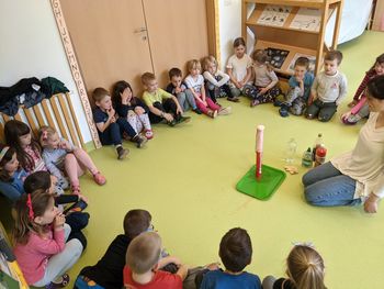 DNEVI EKSPERIMENTOV V VRTCU HORJUL