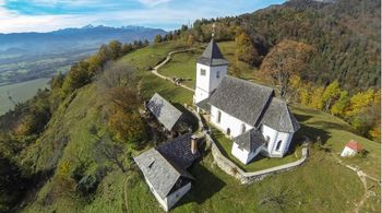 Petrova pot Begunje