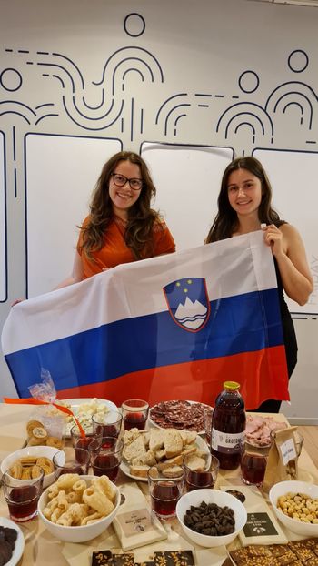 Zveza podeželske mladine Slovenije na seminarju v Budimpešti 