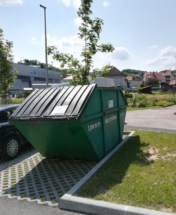 ZBIRANJE ODPADNEGA PAPIRJA za dobrodelni namen