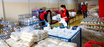 POSTANITE PROSTOVOLJEC V HUMANITARNEM CENTRU