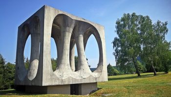 Svoboda, enakost, bratstvo - ali smrt