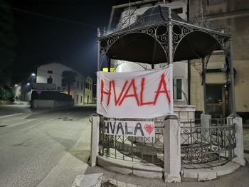 Vsi, ki se spopadajo s požarom na goriškem delu Krasa preživeli težko noč