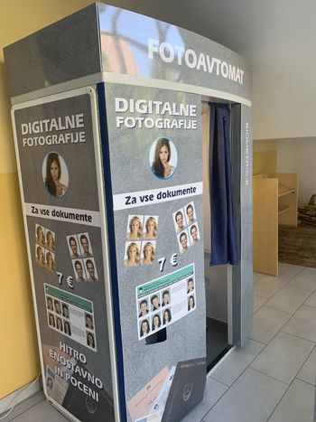 Fotoavtomat na voljo v Upravnem centru Logatec Fotoavtomat na voljo v Upravnem centru Logatec