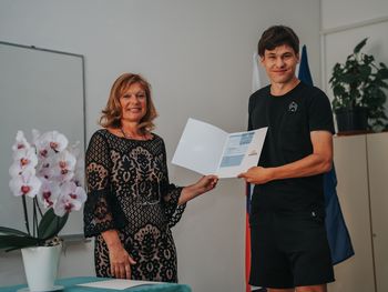 100-odstoten uspeh na splošni maturi na EGSŠ Radovljica 100-odstoten uspeh na splošni maturi na EGSŠ Radovljica