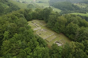 Ajdovski gradec - pozno antična in zgodnje krščanska naselbina
