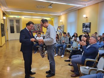 Župan Bojan Šrot sprejel mlade iz Singna in Gimnazije Lava 
