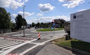 Grosuplje z novim krožiščem pri Bambiču