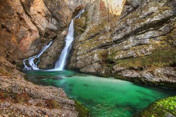 Vodeni pohod k slapu Savica – vodeno doživetje s certifikatom Bohinjsko/From Bohinj