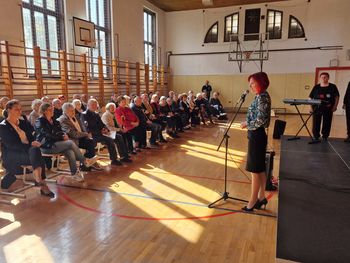 Podžupanja Breda Arnšek: »Da se takšne grozote nikoli in nikjer več ne bi zgodile.«