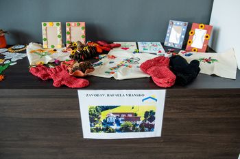 KO SPREGOVORI SRCE, ZMORE GLAVA, ZMOREJO ROKE