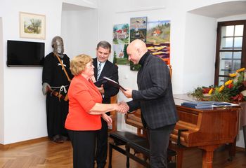 Razstava likovnih del 32. likovne kolonije na gradu Komenda